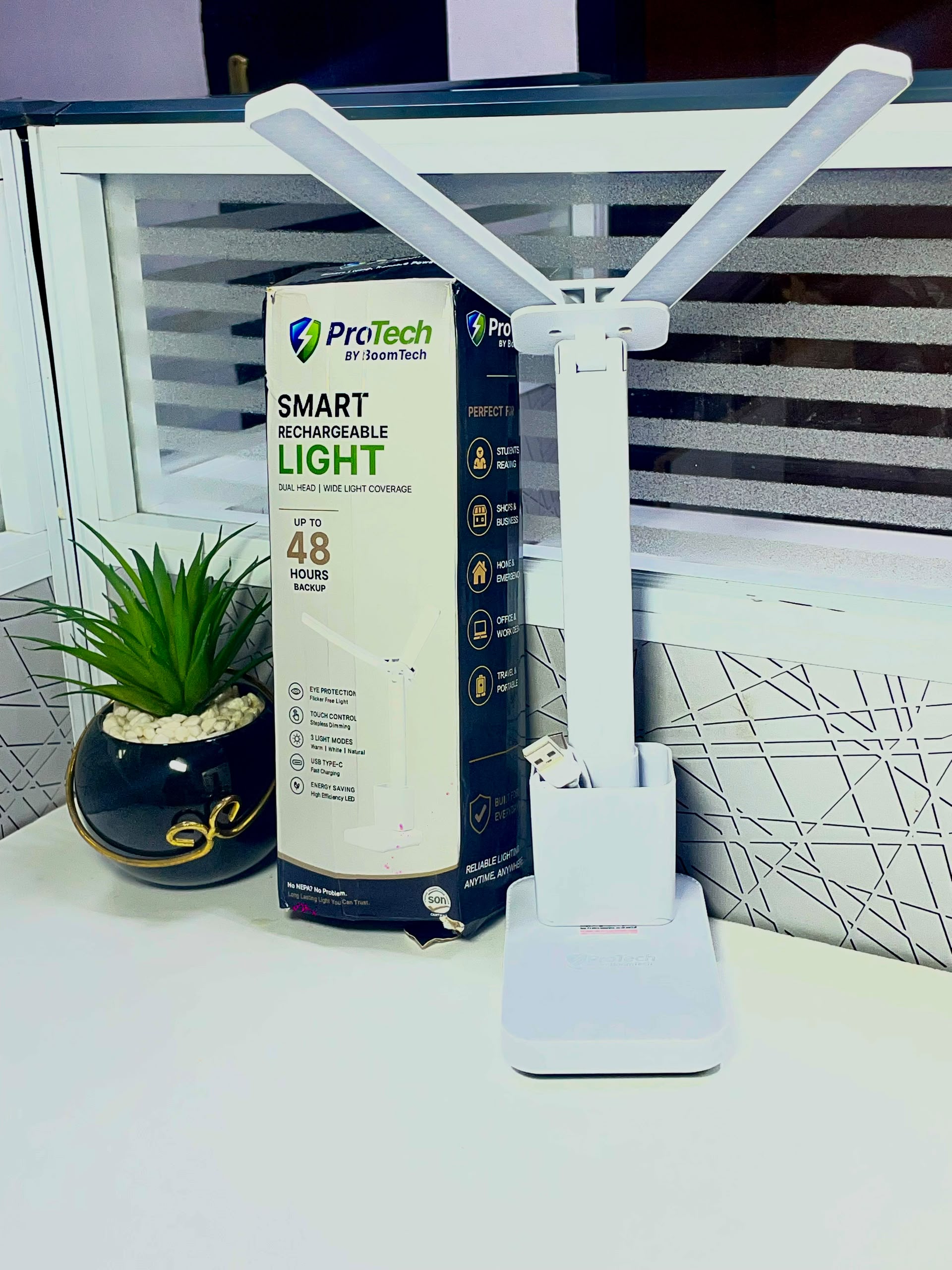 Smart Rechargeable Light by pro Tech